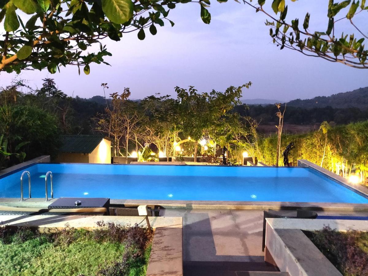كالانغيُت Rock Forest Goa Honeymoon Cottages المظهر الخارجي الصورة