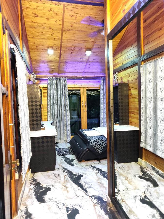 كالانغيُت Rock Forest Goa Honeymoon Cottages المظهر الخارجي الصورة
