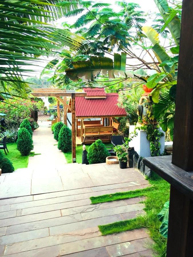 كالانغيُت Rock Forest Goa Honeymoon Cottages المظهر الخارجي الصورة
